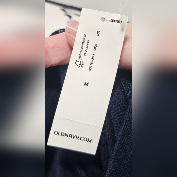 Old Navy Perfect Fitted V-Neck Long Sleeve Air Force Rhinestones Tee Sz MED NWT - Picture 8 of 12